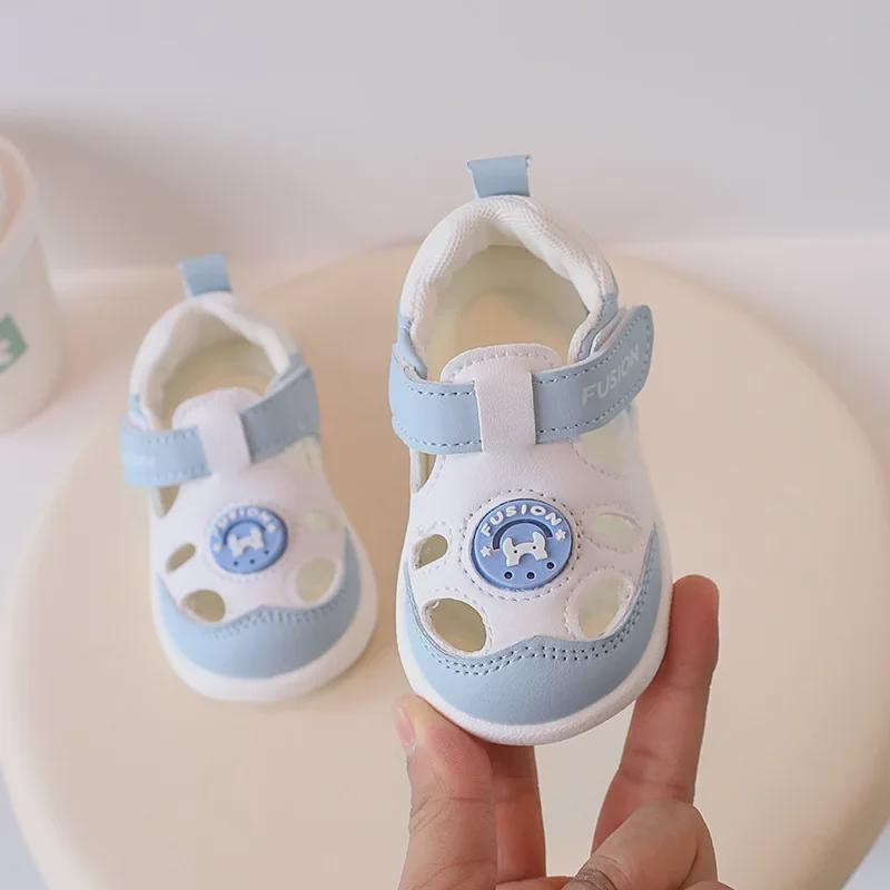 2024 Детские сандалии с мягкой подошвой: Нескользящие, закрытые, дышащие кожаные туфли для детей 1-3 лет (унисекс)