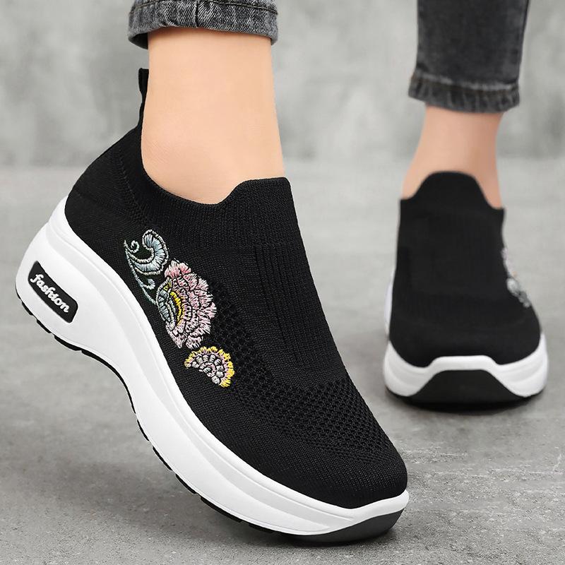 Shoes Women's Summer New Lightweight Muffin Sole Casual Shoes Women's Heightening Shoes Versatile Platform Shoes Women's Shoes