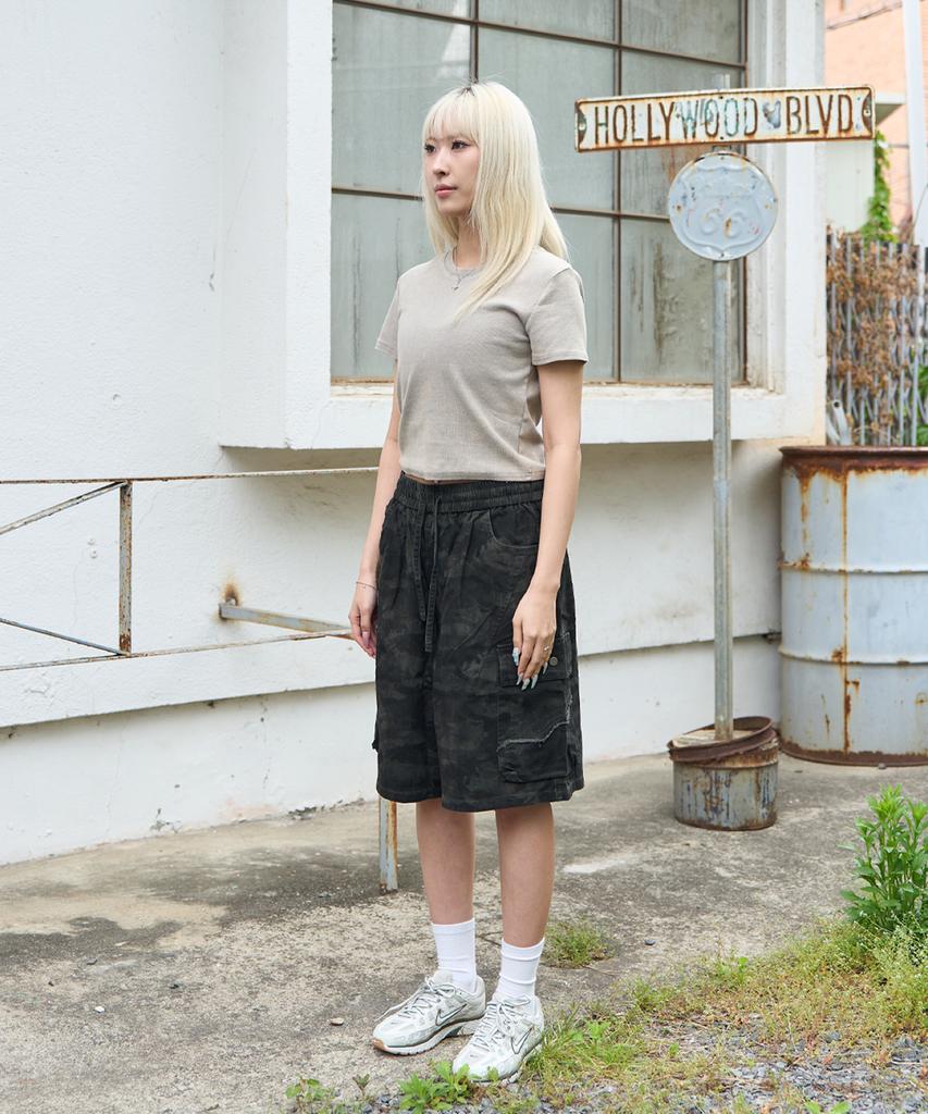 CREAM SODA LAB Pigment Ribbed Slim Crop Short Sleeve T-Shirt Khaki