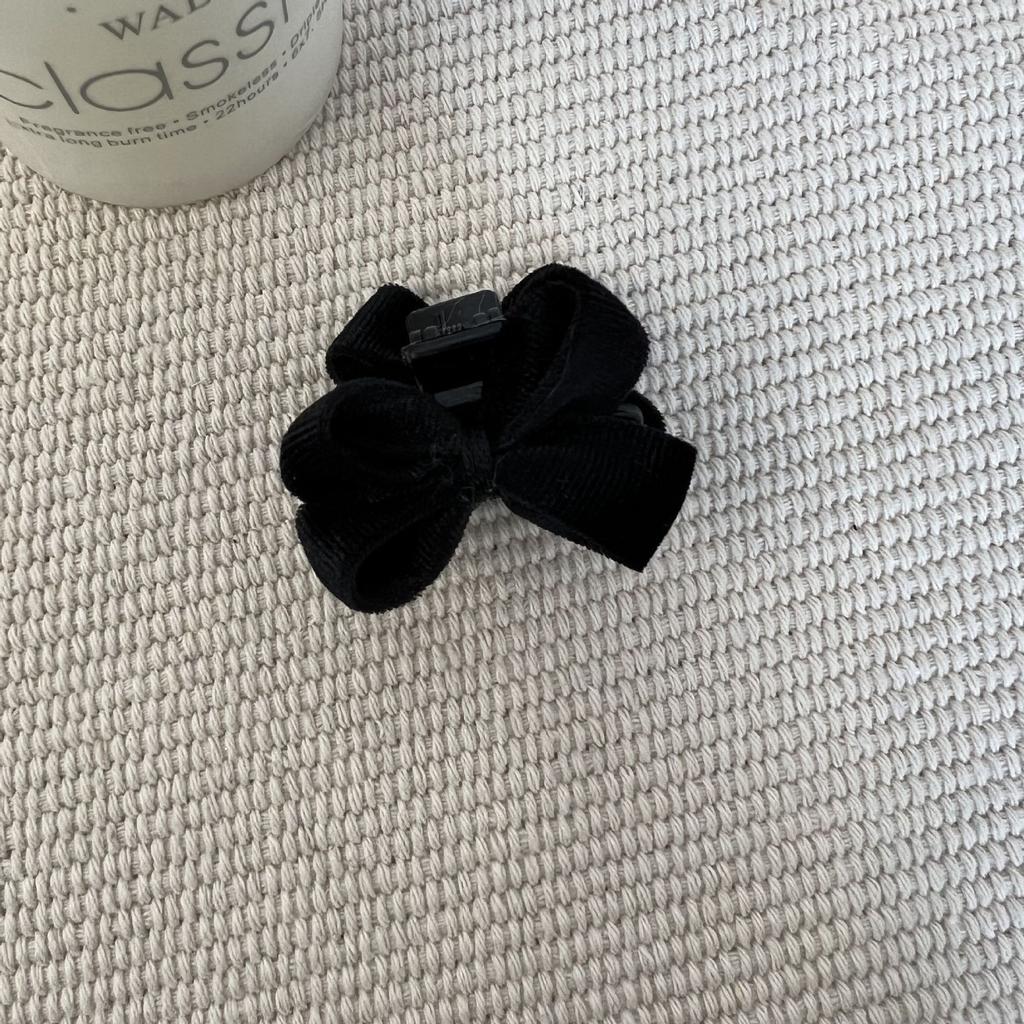 Заколка для волос с яркими камушки из горного хрусталя