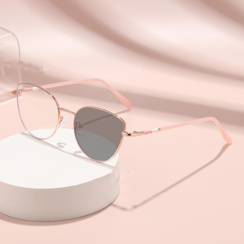 Очки-хамелеоны Cat Eye для близорукости, модные очки с маленькой оправой для близи, очки для защиты от синего света с изменением цвета