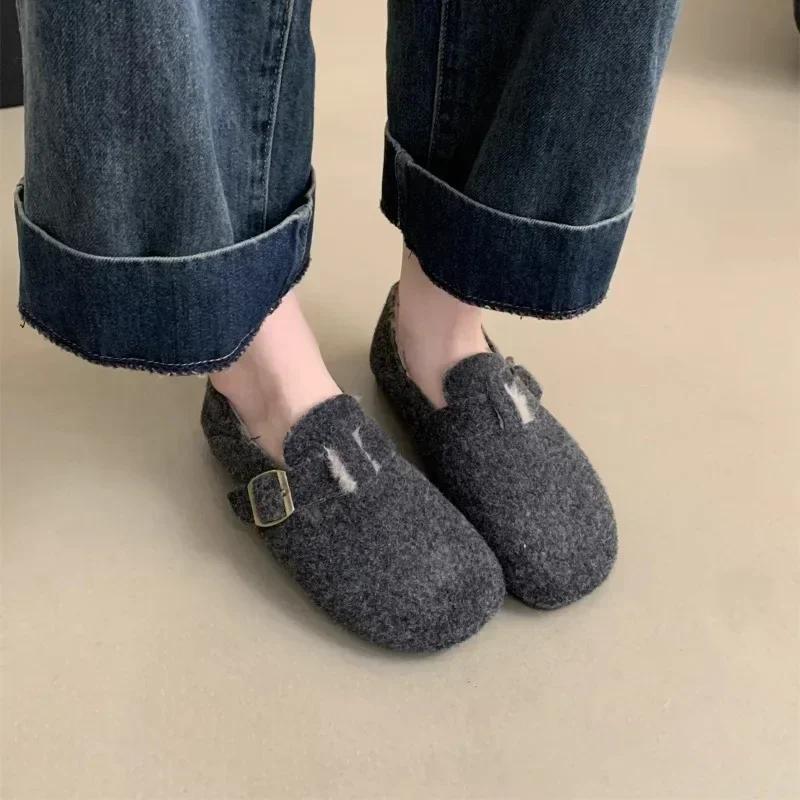 Fashion Street Style Women Warm Cotton Fur Shoes Fashion Shallow Slip On Shoes Comfort Outdoor Lazy Flats Shoes