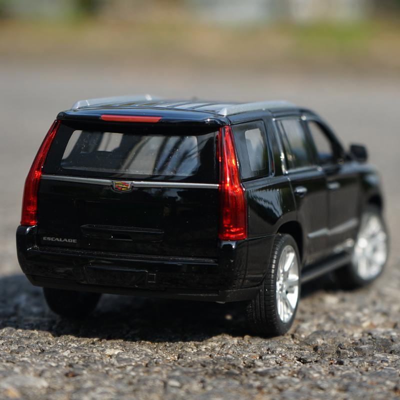 ВЕЛЛИ 1:24 Кадиллак Эскалейд Внедорожник Сплав Автомобиль Литье под давлением и Игрушечные Транспортные Средства Модель Автомобиля Миниатюрная Масштабная Модель Автомобиля Игрушка Для Детей