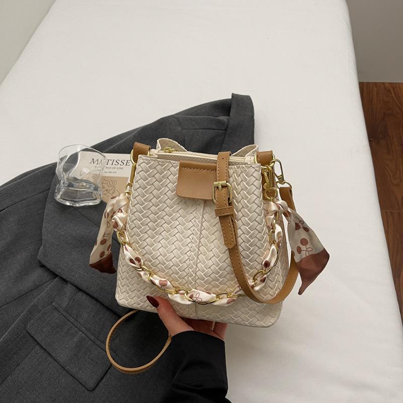 Повседневная, Модная и Простая Женская Сумка, Трендовая Одноплечевая Сумка, Нишевая Текстура с Блокировкой Цвета, Сумка-Ведро с Цепочкой для Ношения в Руке