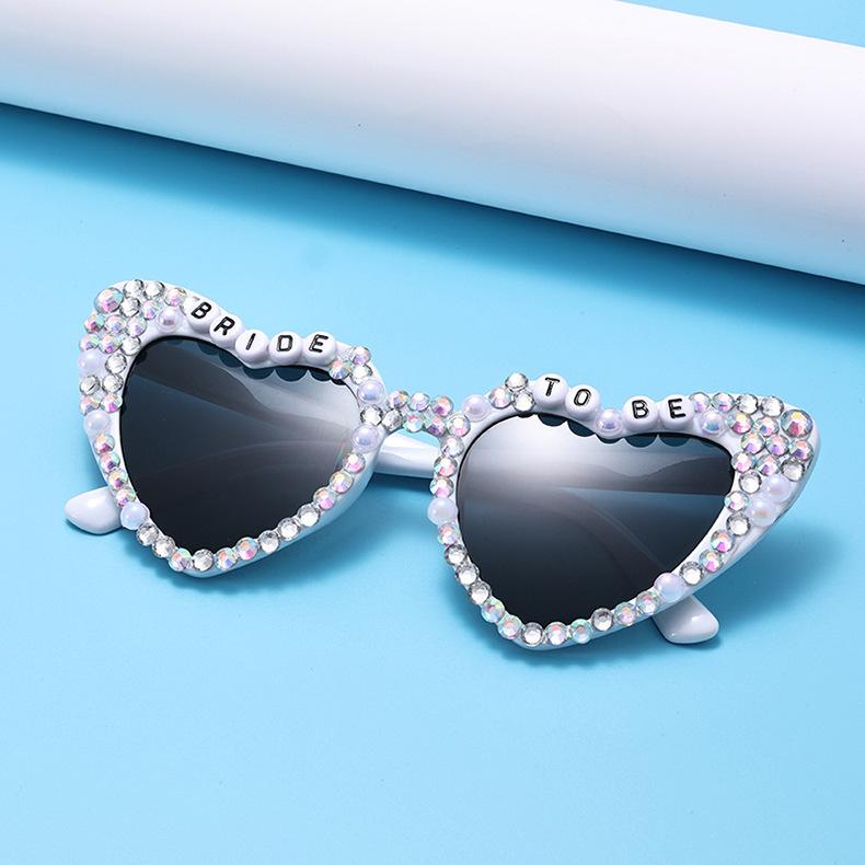 Bridal sunglasses BRIDE fashion rhinestone inlaid bride letters pearl peach heart bachelorette party sunglasses