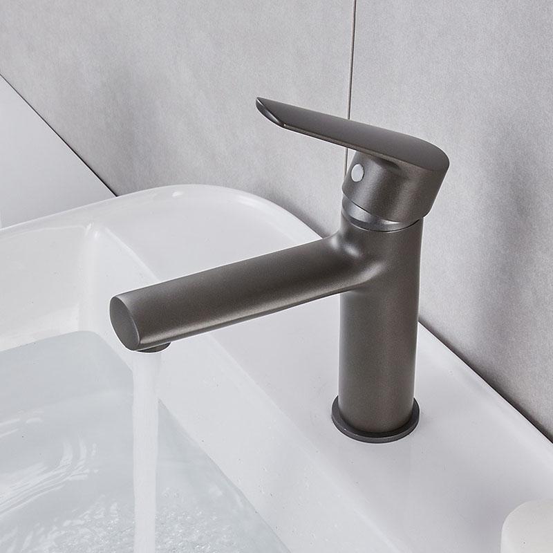 Basin Faucet Bathroom Deck Mounted Cold Water Mixer Tap Matte Black Kitchen Lavatory Sink Brass Faucet Vanity Wash Basin Tap Home Plumbing Fixture
