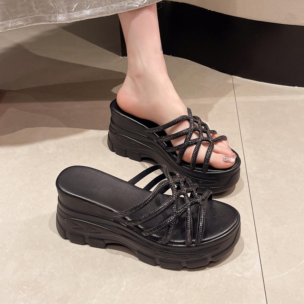 Thick-soled Wedge Slippers Women's Summer 2024 New Non-slip Outer Wear One-word Slippers Popular Casual Beach Sandals