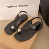 Retro metal buckle flat bottom cover toe sandals women wear summer new pinch toe sandals