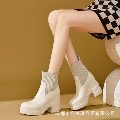 Кожаные короткие ботинки на толстой подошве и скрытой платформе для женщин, новинка 2025 года, с шерстяным голенищем, на толстом каблуке, водонепроницаемые, на платформе, эластичные ботинки Мартин