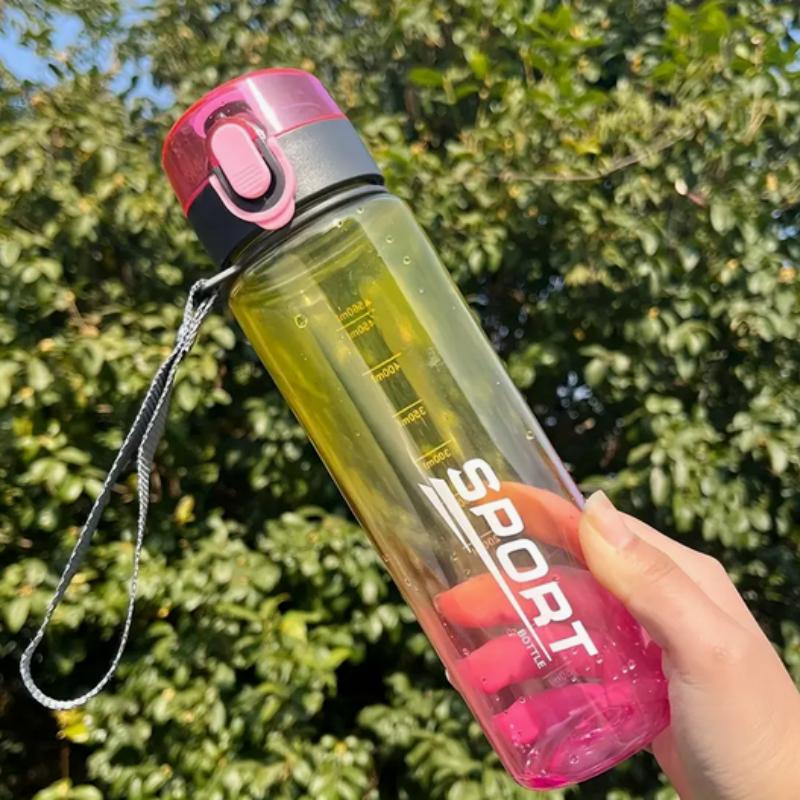 Gradient Sports Water Bottle with Easy-Carry Strap, Leak-Proof PC Material, BPA-Free, Ideal for Gym, Hiking, Blue 32oz/1L