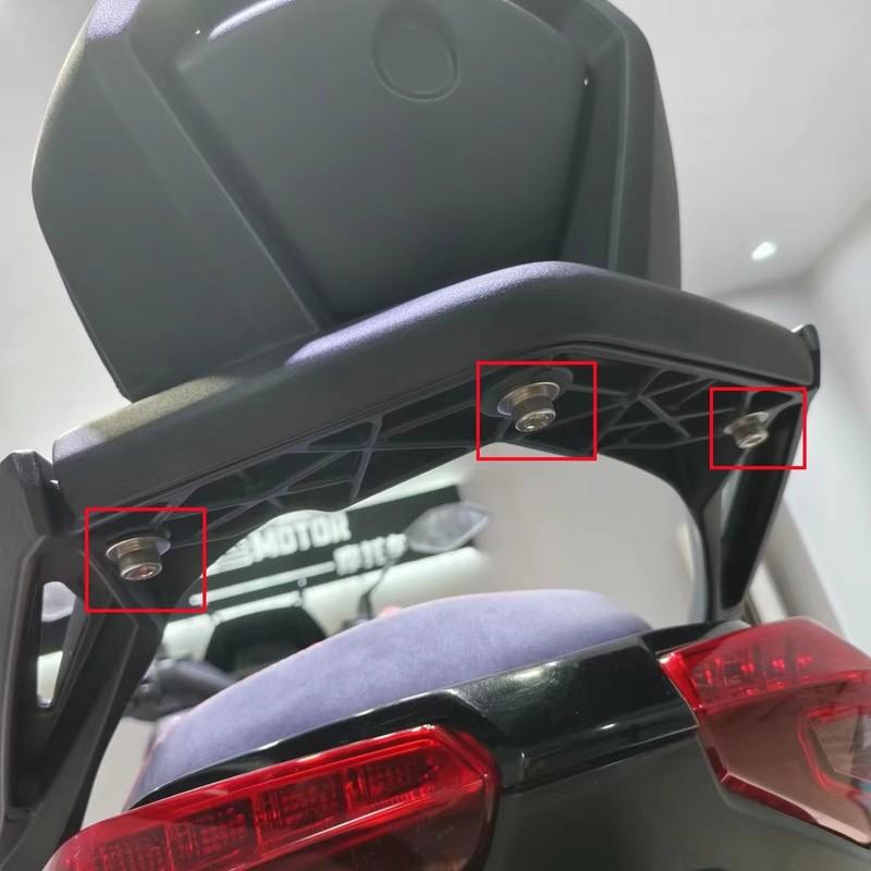 Modified motorcycle CNC aluminum alloy XMAX300 rear bracket rack Luggage Tool Box Case Tail Trunk Cargo Holder Shelf xmax18-26