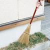 Azuma Outdoor Garden Broom, Short Handle, 20cm Bristles, 82cm Total Length, For Sweeping Gravel and Flower Beds, Meisho 161
