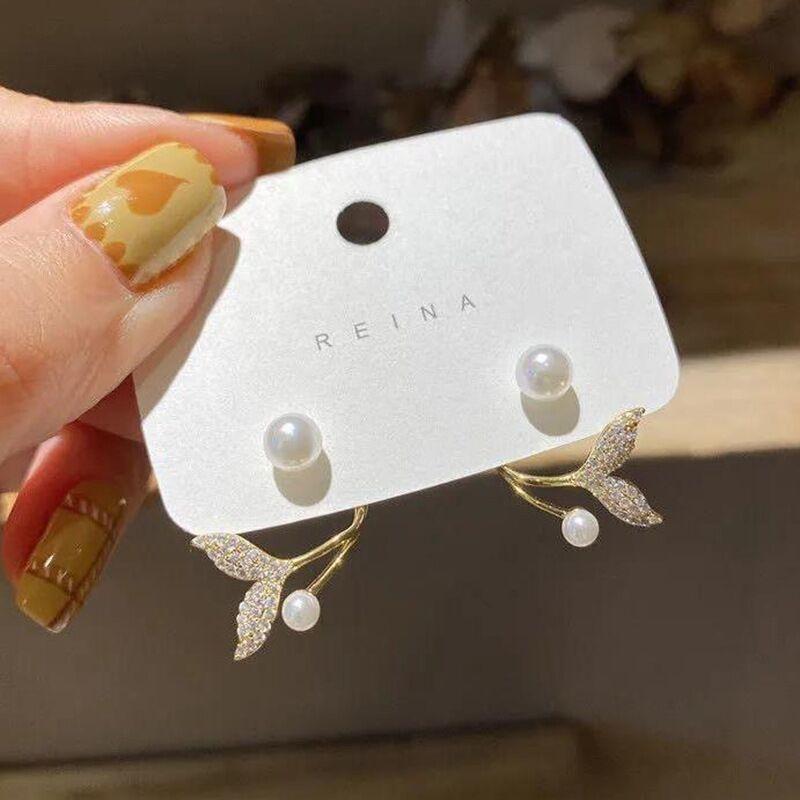 Элегантные серьги-обманки, милые серьги-гвоздики в виде цветка маргаритки, модные женские серьги в корейском стиле, подходящие для повседневной носки