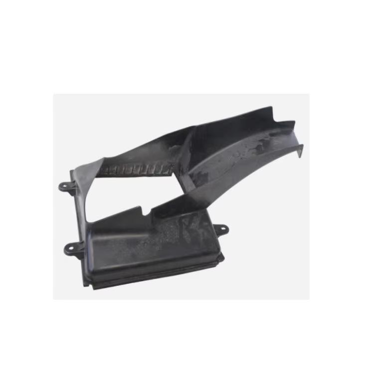 The 670002899 is compatible with the President Radiator Air Duct.
