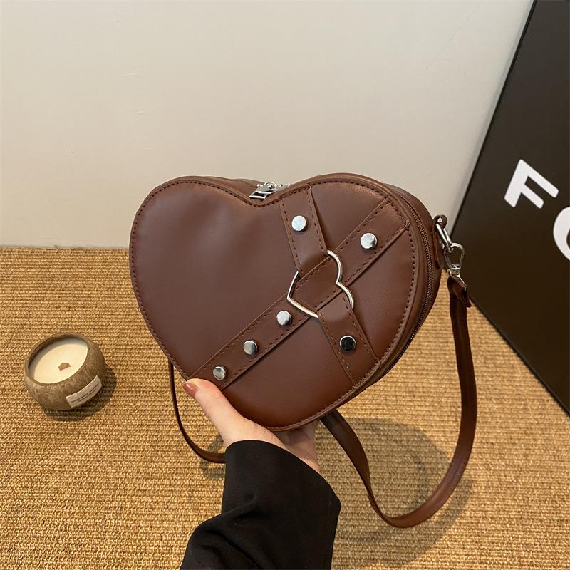 Уникальная сумка-ниша для женщин, новые модные тенденции, заклепки и модная сумка через плечо, модная сумка Love Bag