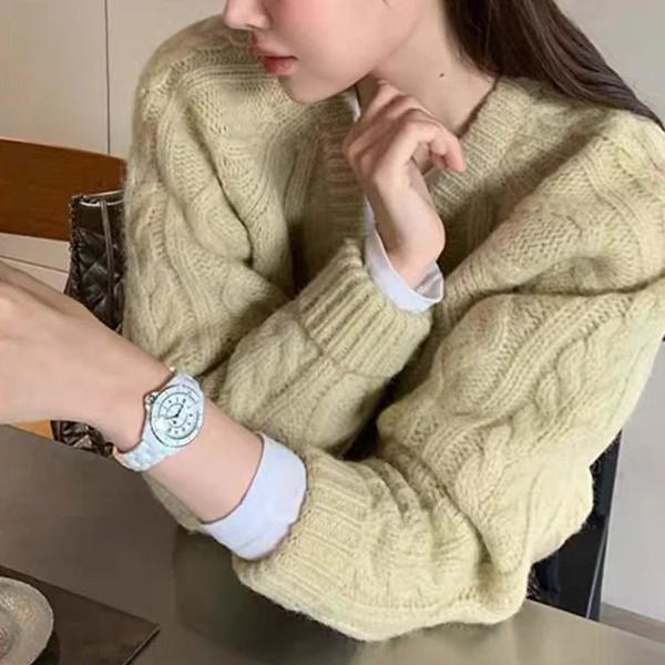 Светло-зеленый кардиган в стиле Che Jingyuan с V-образным вырезом и косами - Женский корейский зимний свитер
