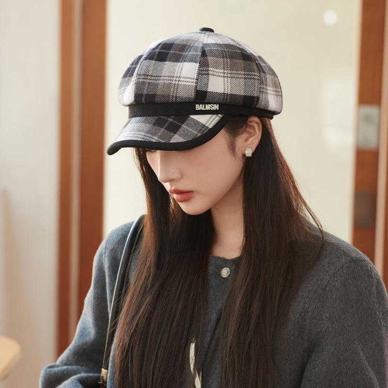 Hat Women's Yinglun Style Retro Plaid Octagonal Hat Autumn and Winter Fashion Versatile Newspaper Bee Hat High Quality Leather Edge Baseball Cap