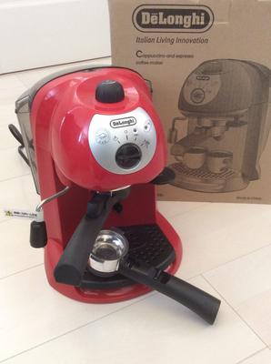 Кофемашина DeLonghi Red Espresso/Cappuccino EC200N-R