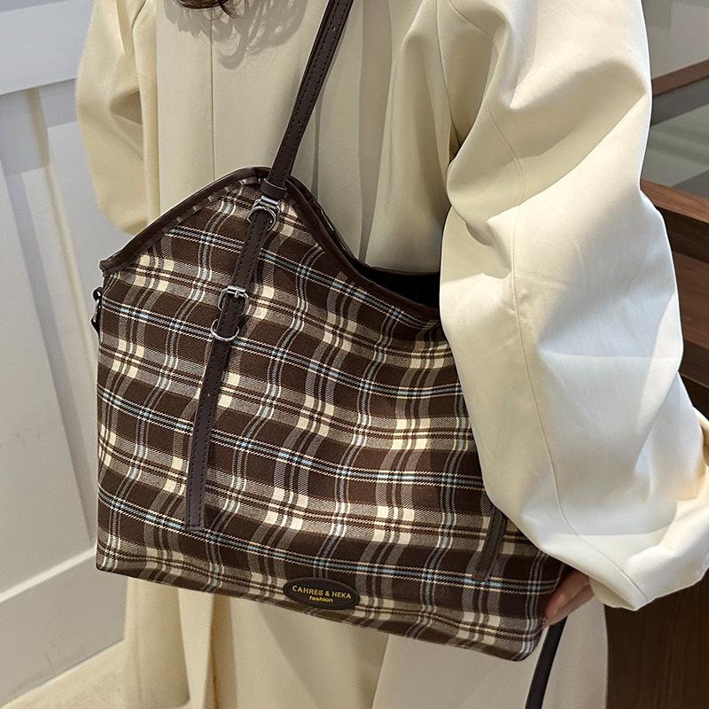 Большая вместительная сумка-тоут в литературном стиле для женщин, новая модная универсальная сумка на одно плечо в корейском стиле для поездок на работу