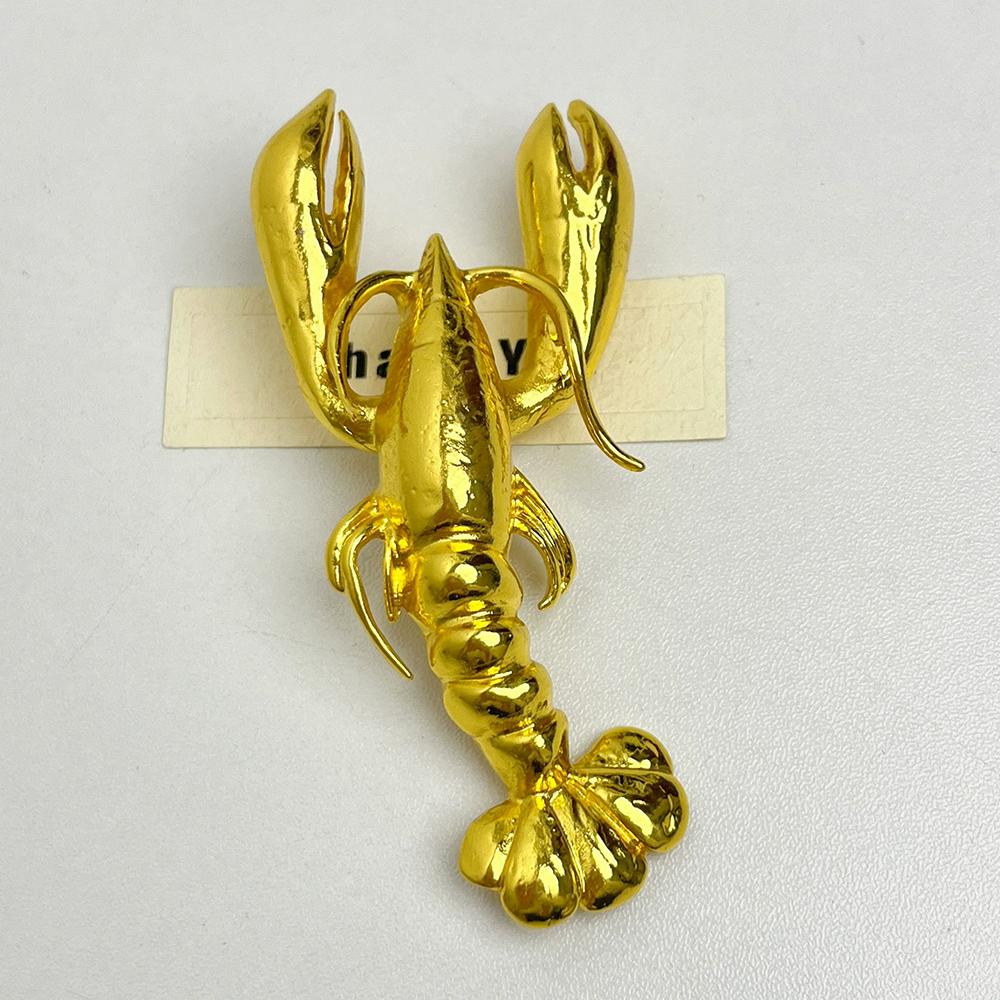 French Retro Metal Lobster-Shaped Brooch Women's Brooch Fashionable And Exquisite Suit Pin Elegant Jewelry Accessory For Parties