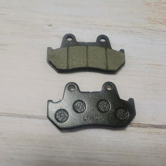DY125-51-9 Junbao & DY150-23 Xiaochi Передняя Тормозная Колодка Дискового Тормоза