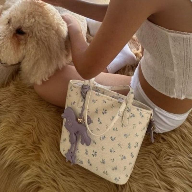 Floral Market Tote Bag Women Cartoon Purple Charm Cute Shoulder Purse Ladies Leather Large Capacity Commuter Handbag 2025 New