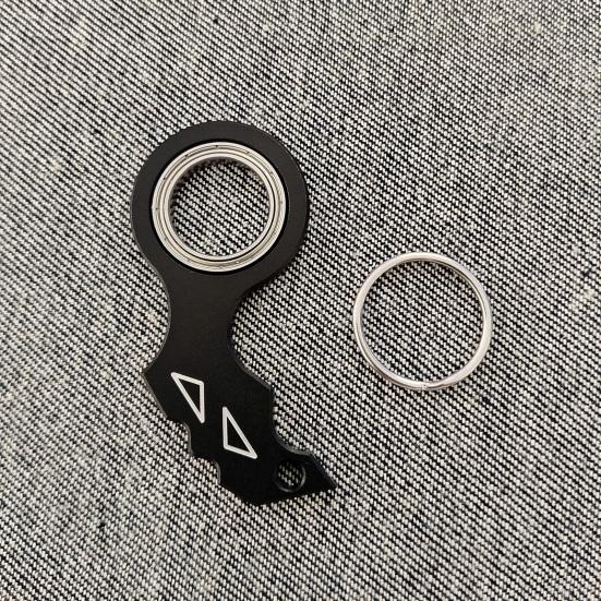Keychain Spinner Fidget Toy Pocket-sized Fingertip Metal Gadget Keyring Stress Relief & Anti-Anxiety Toys for Teens & Adults