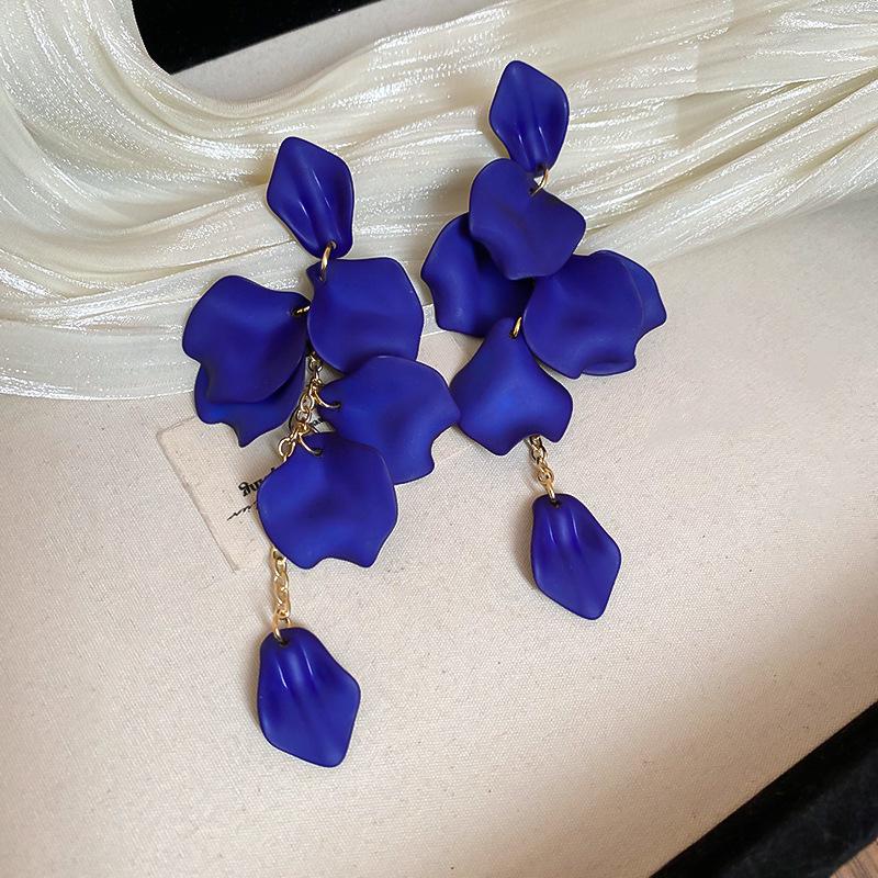 Богемные розовые серьги-кисточки с цветком из бисера и жемчуга