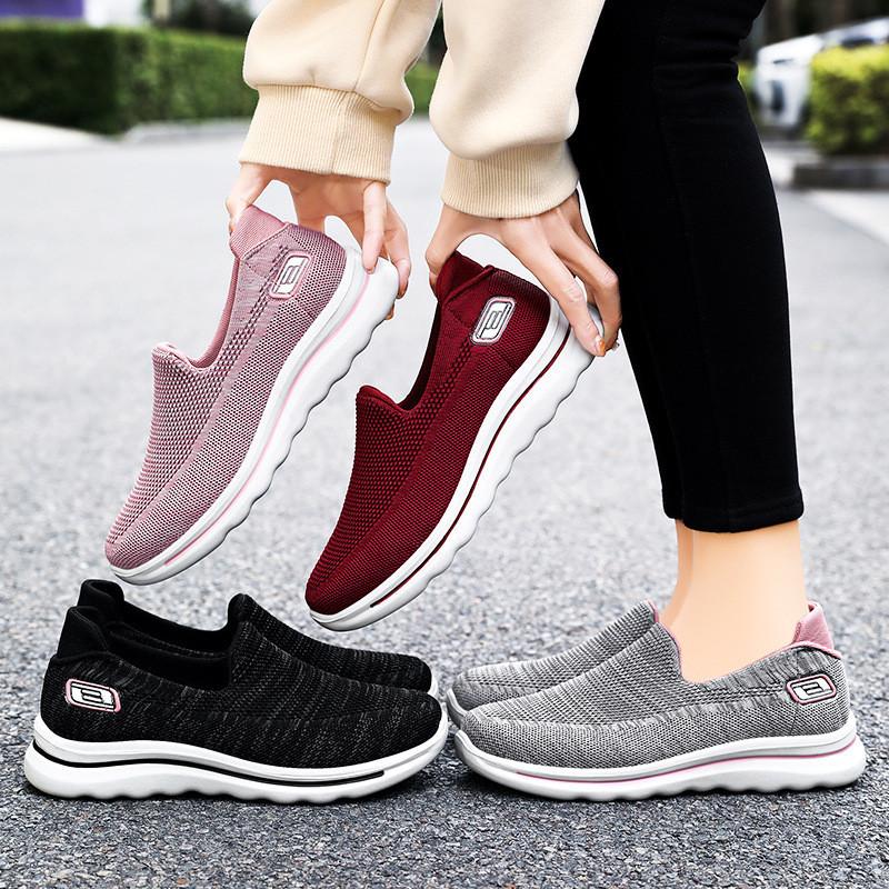 Walking Shoes Women's Spring Breathable Couple Single Shoes Soft-soled Mesh Elderly Shoes Casual Walking Shoes