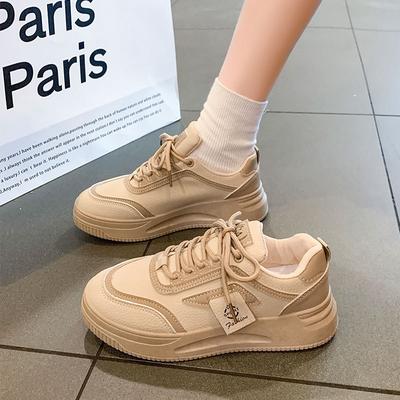 Популярные супер-огненные маленькие белые туфли женские 2025 осень новые универсальные туфли модные толстые подошвы со шнурками показать ноги маленькие повседневные туфли для доски