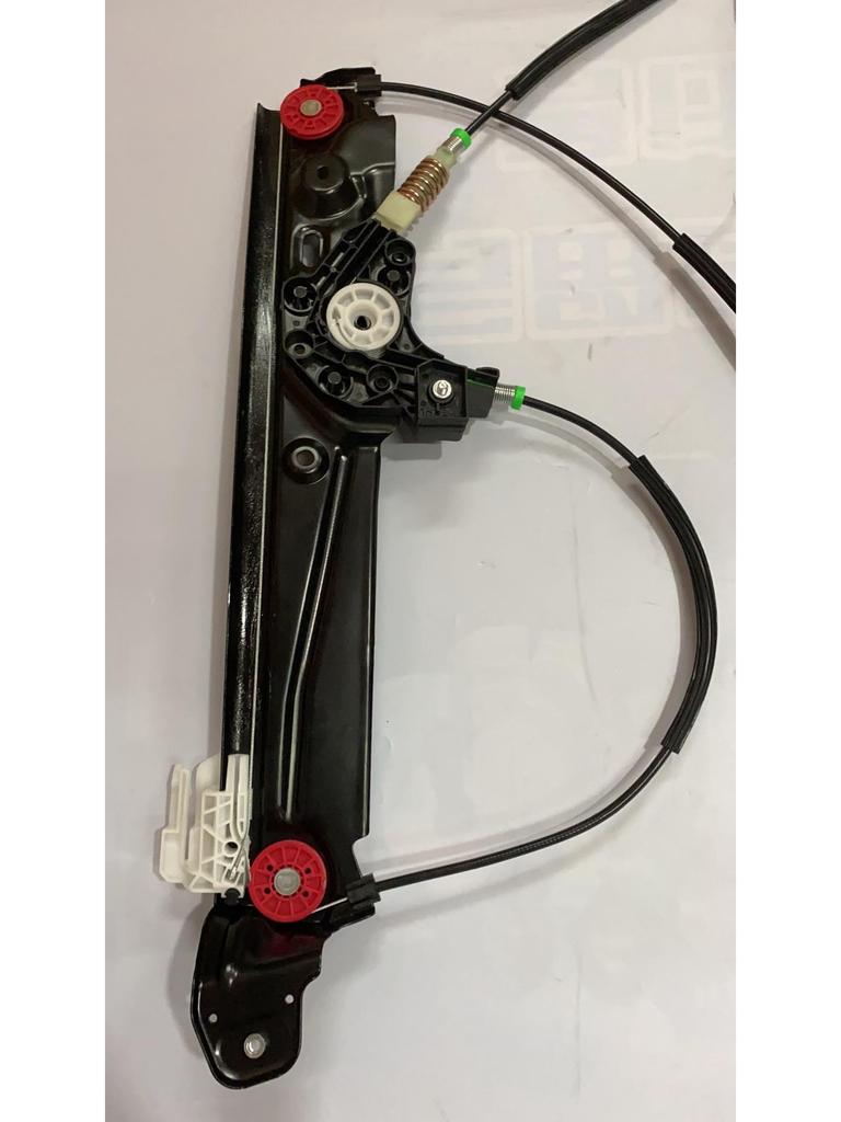 BMW F10/F11 Передний левый регулятор стеклоподъемника 51337182131, Аксессуары