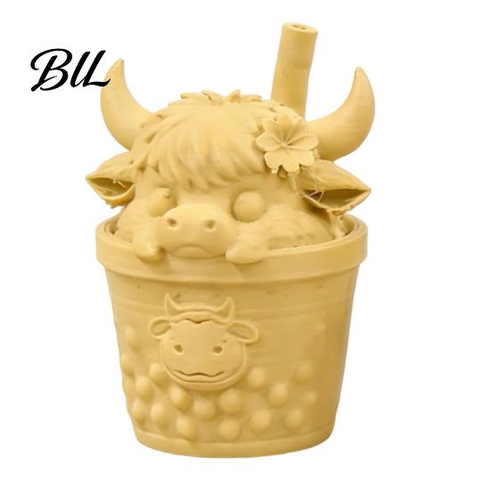 Home Office Table Decoration 2Pcs Cute Highland Cow Figurine, 3D Printed Bubble Tea Statues, Fun Desk Accessory Summer Farmhouse Style Desktop