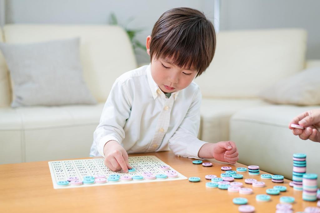 Kumon Publishing Magnetic Screwboard 100 Educational Toy Toy 3 years old and up KUMON (KUMON PUBLISHING) JB-026