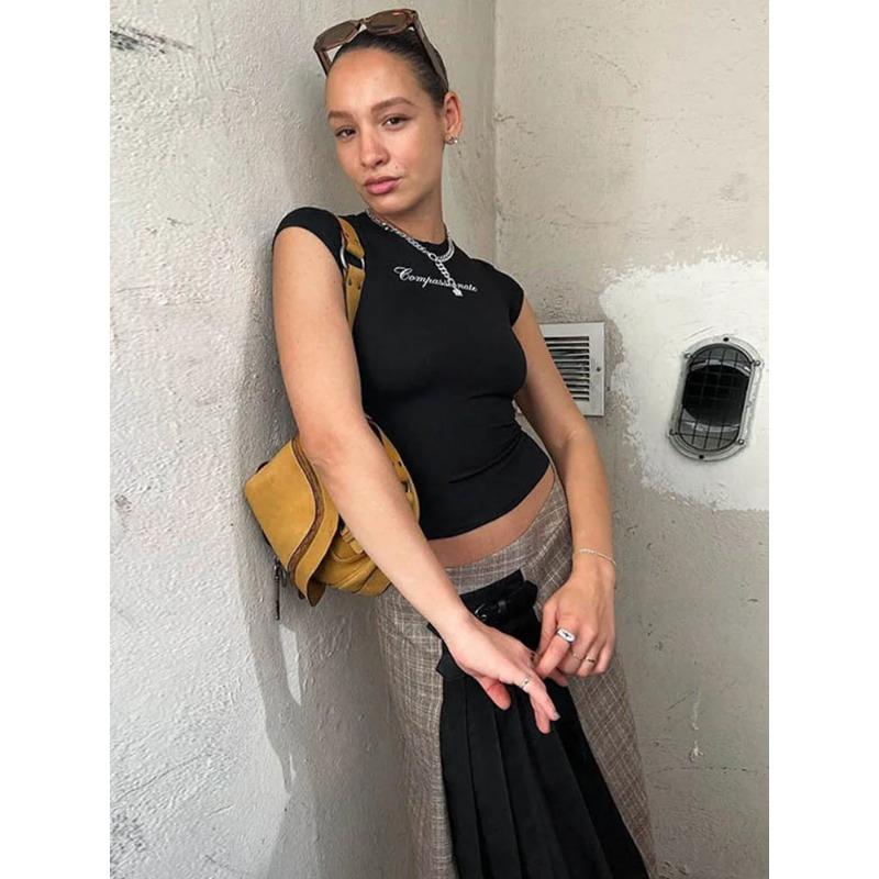 Уличная одежда Y2k, укороченные топы с буквенным принтом, черные футболки с коротким рукавом, женская футболка с графикой 2023 г.