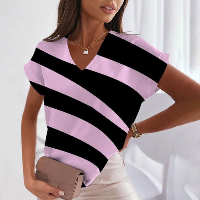 Women's V-neck Peacock Print Short Sleeve Tops Harajuku Oversized Tee Shirt Fashion Elegant Tees Casual Pullover Summer Clothing