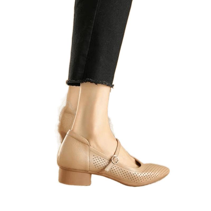 Большой размер полые маленькие кожаные туфли лето тонкие туфли с отверстиями из мягкой кожи туфли для мамы мягкая подошва Мэри Джейн одинарные туфли женские
