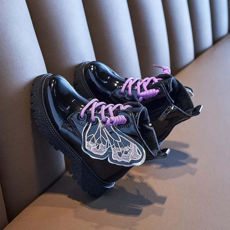 2024 Детские короткие ботинки для девочек, зимняя новая мода в корейском стиле, мягкая подошва, нескользящая, сохраняющая тепло, повседневная универсальная обувь