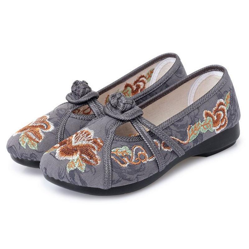 Women Anti-slip Embroidered Shoes Ladies Soft Sole Flat Heel Round Toe Solid Color Breathable Canvas Shoe Footwears