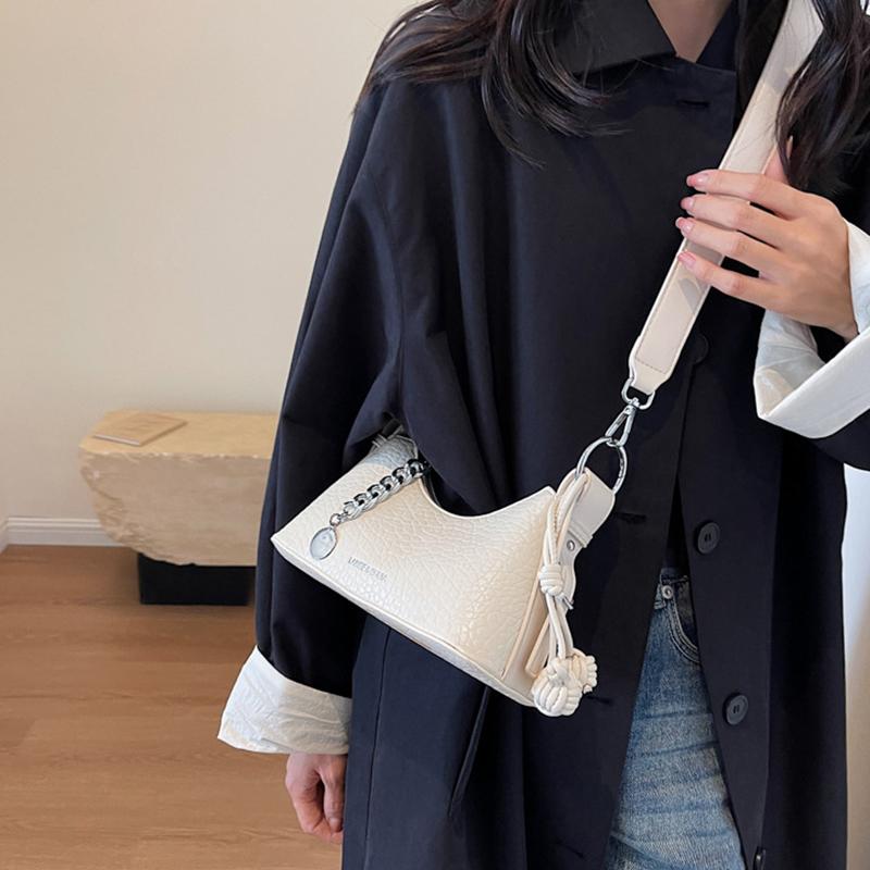 Высококачественная ручная маленькая сумка с цепочкой для женщин, новинка 2023 года, текстурированная нишевая сумка на одно плечо, модная маленькая сумка через плечо