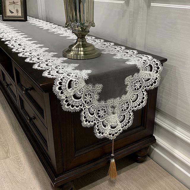 Oval Table Runner Embroidered Tea Table Europe Tv Cabinet Tablecloth Lace Pendant Tassel Dresser Table Flag Shoe Dust Cover