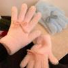 Женские зимние вязаные плюшевые перчатки с розовым бантом (Корея): Пушистый, С бархатной подкладкой, Морозостойкий, Пятипалый дизайн