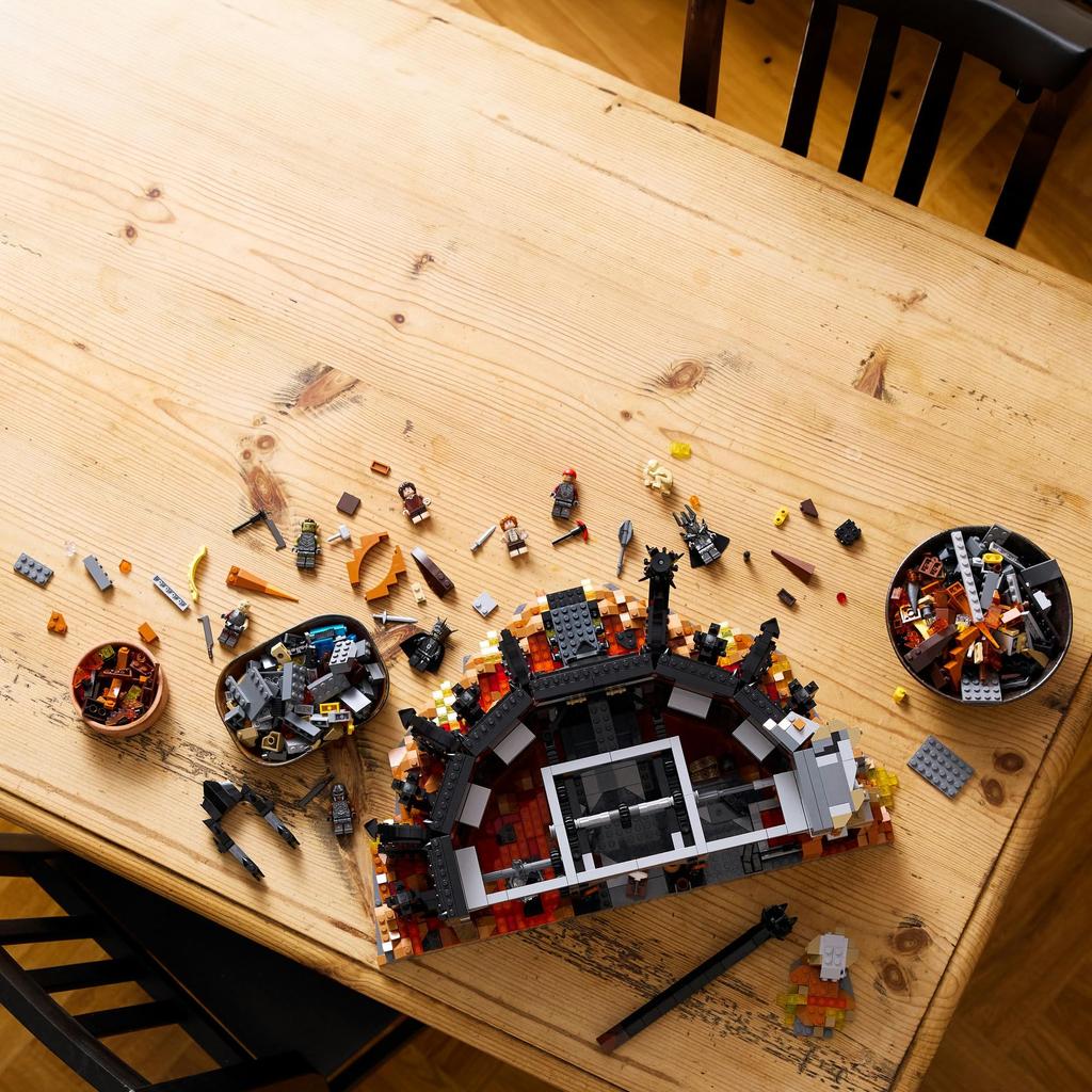 LEGO Icon Lord of the Toy Birthday Present Block Valentine Men Women Lord of the Rings Lord of the Rings 10333 Rings Barad-Dur