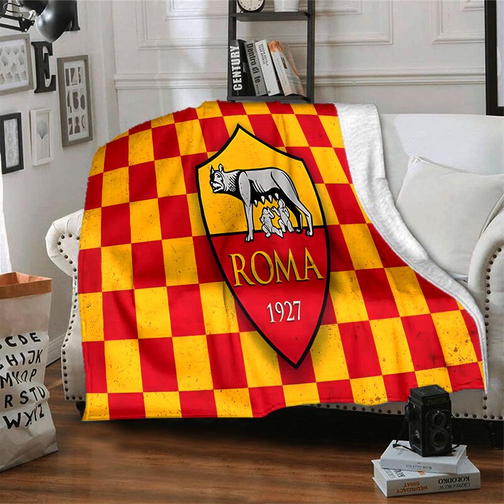 Roma Football Club Emblem Flannel Blanket, Soft Polyester, Modern Design, All-Season for Camping, Travel, Gifts for holidays or birthdays