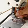 Лапка роликовой прижимной лапки швейной машины Lockstitch, подходящая для ткани из кожи