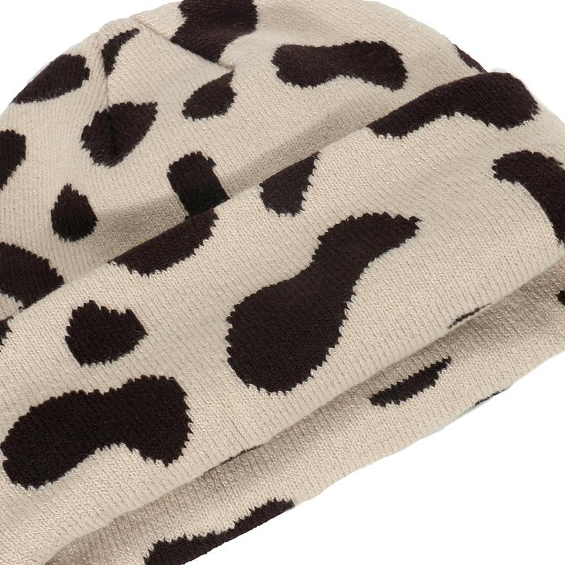 Осень и зима новая жаккардовая вязаная шапка с коровьим узором студенческая гофрированная холодная шапка теплая акриловая шерстяная шапка женская корейская версия