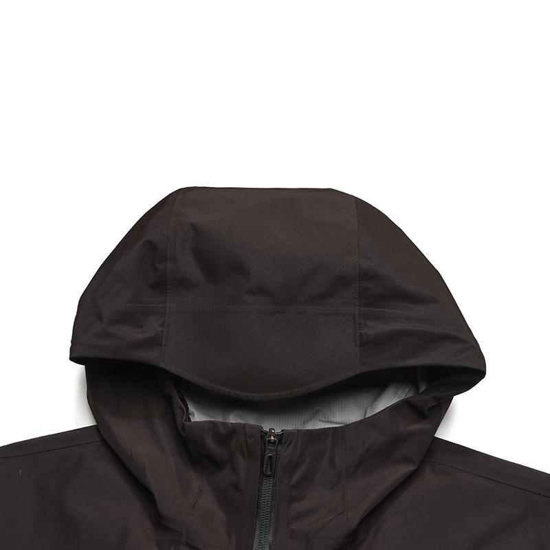 Fila Фитнес Минималистичный Ветрозащитный Дышащий Уличный Водонепроницаемый Теплый Многофункциональный Съемный Костюм-двойка с капюшоном Мужские куртки A11M541710FDR