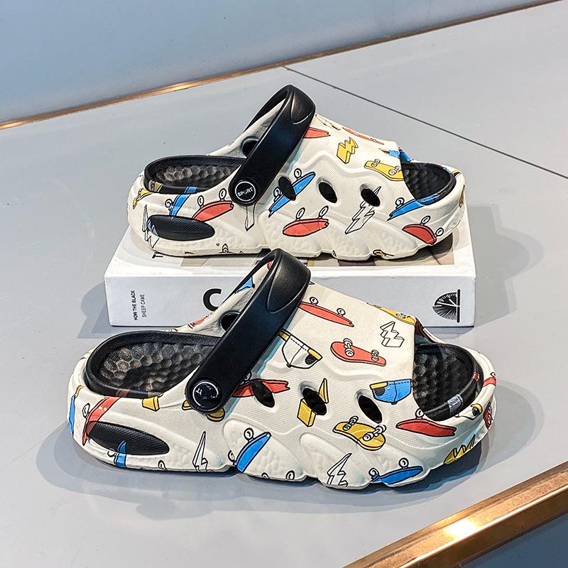 Летние сандалии для мальчиков с нескользящей мягкой подошвой и рисунком в виде мультфильмов: Детские тапочки для улицы с двумя петлями