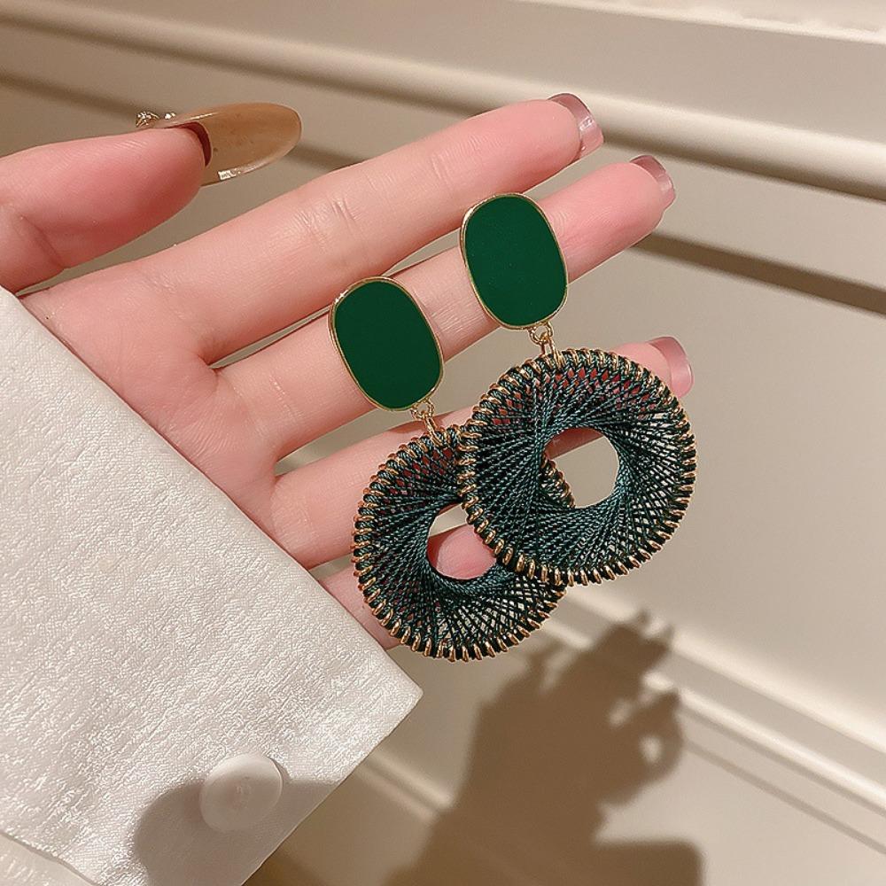 Французские ретро темпераментные жемчужные серьги легкая роскошь высококлассные серьги-пусеты нишевая атмосфера универсальные серьги