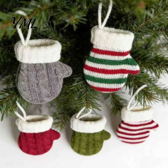 Festive Party Supplies Mini Knitted Christmas Mitten Ornaments, Xmas Glove Hanging Decor, Tableware Flatware Tree Hanger Holders, Knit Pendants