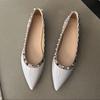 Туфли с заклепками и острыми головками, женские, французский темперамент, лакированная кожа, верхняя одежда, туфли из ивы, ночной бриз, нежные, телесного цвета, плоские туфли для женщин